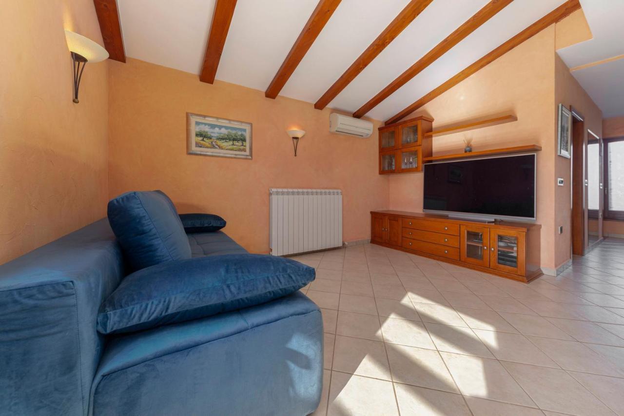 Apartma Koper Pobegi Bagian luar foto