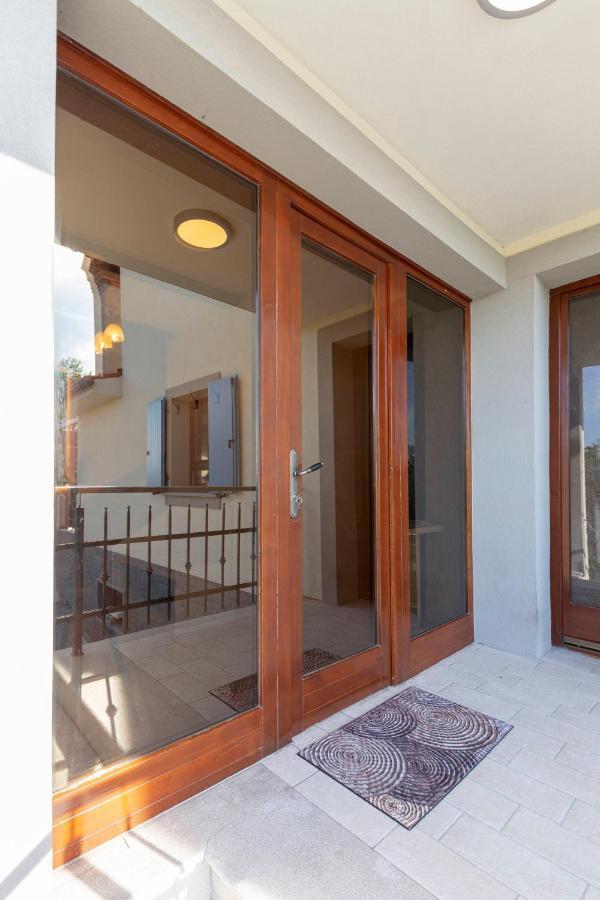 Apartma Koper Pobegi Bagian luar foto